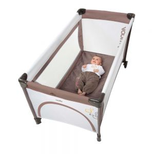 На мягком матрасике ребенку будет удобно, внутреннее пространство довольно просторное (120 × 60 см)