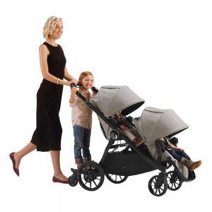 Baby Jogger City Select Lux с тремя детьми (второе сиденье и подножка-скейт покупаются отдельно)