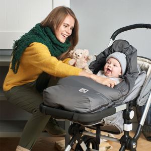 Конверт Snug создан для малышей от 0 до 2-3 лет