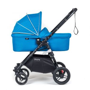 На шасси коляски можно установить люльку для новорожденных малышей