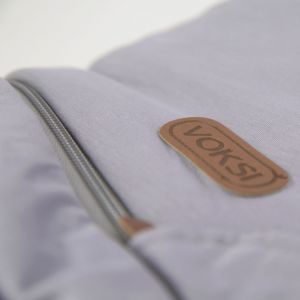Конверт выполнен из безопасного текстиля, прошедшего сертификацию стандарта Oeko-Tex 100