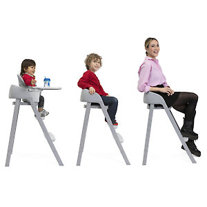 Универсальный стульчик для кормления, который подойдёт как детям, так и взрослым