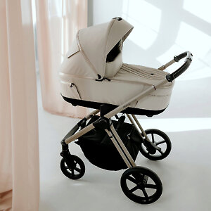 Расцветки Charming Touch и White Pearl отличаются цветом рамы
