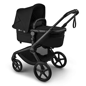 У Bugaboo Fox 5 Renew большая и вместительная люлька для новорожденного