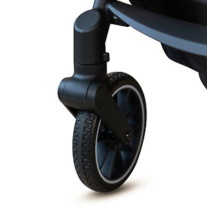 Передние колёса можно фиксировать в положении прямо