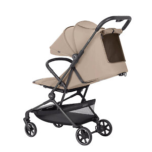 Для сна сиденье раскладывается в практически ровное спальное место