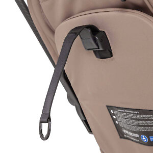 Регулировка наклона спинки осуществляется ремешком