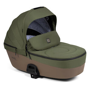 Теплая накидка на ножки крепится к люльке молнией