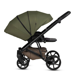 У прогулочного блока Tutis Viva 6 Plus огромный капюшон от солнца