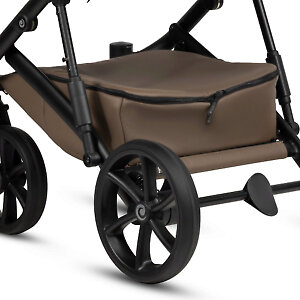 Корзина закрытая, сверху крышка на молнии