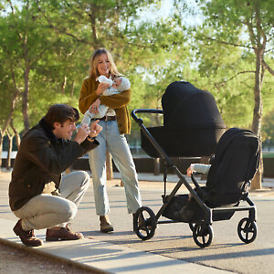 Купите коляску 2в1 и перевозите детей-погодок одновременно