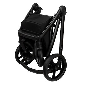 Шасси складывается пополам книжкой и стоит без опоры