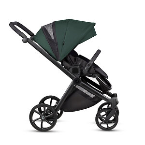 В капоре есть смотровое и вентиляционое окошко в виде сетчатой секции