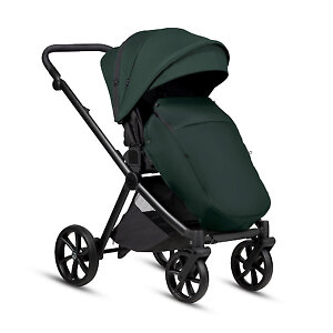 Коляска комплектуется утепленной накидкой на ножки