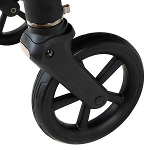 Передние колеса меньшего диаметра с фиксатором