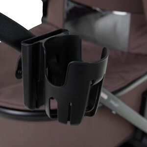 В комплекте подстаканник с держателем для телефона