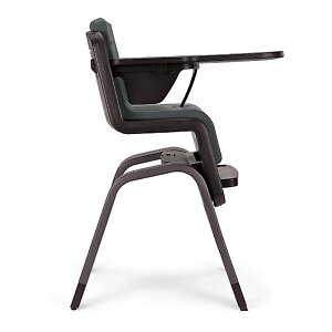 Стул со столешницей и приподнятым сиденьем используется для детей с 6 месяцев до 3 лет