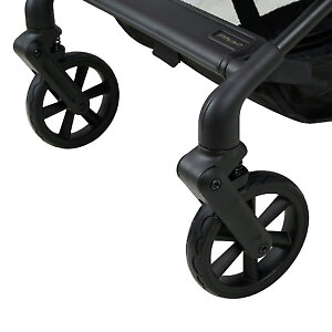 Передние колеса с фиксатором в прямом положении