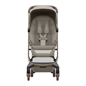 Коляска Fame Cabin выделяется широким сиденьем с высокой спинкой