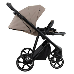 Сиденье раскладывается в горизонтальное спальное место