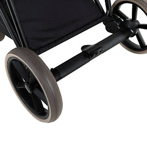 Амортизация на задних колёсах, большая педаль тормоза