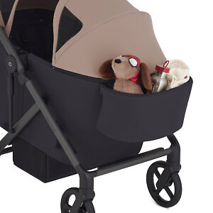 С одной из сторон вагончика есть корзина-органайзер