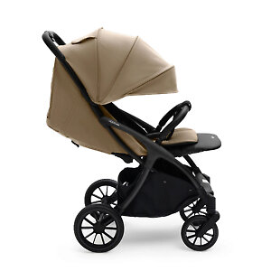 Сиденье раскладывается в ровное спальное место