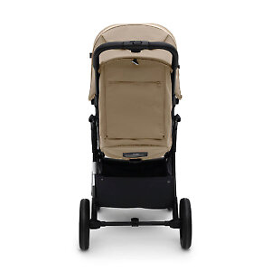 На спинке сиденья кармашек для мелочи на молнии