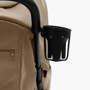 Для напитков на раму можно установить фирменный подстаканник