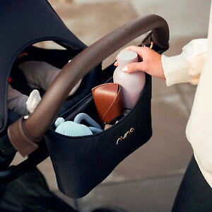 В органайзере можно разместить несколько бутылочек