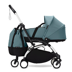 Сумка не мешает установке люльки Bassinet на шасси коляски