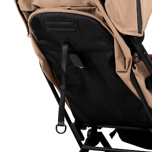 Наклон спинки сиденья регулируется ременной системой