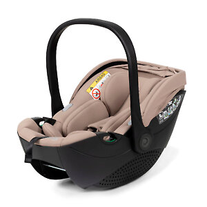 Автолюлька Tutis Beno имеет усиленную боковую защиту и ударопрочный корпус