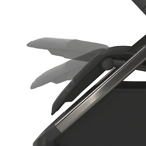 Подножка регулируется по наклону, позволяя удлинить спальное место