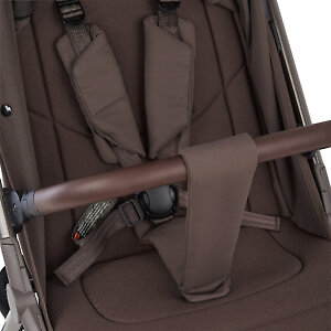 Для дополнительной защиты предусмотрен бампер с паховой перемычкой