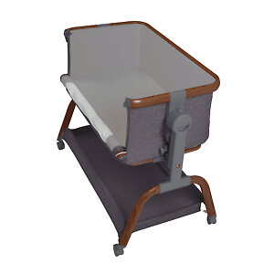 Один из бортиков можно полностью опустить