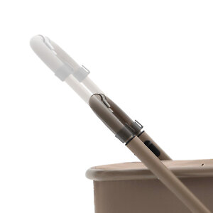 Ручка коляски телескопически регулируется по высоте