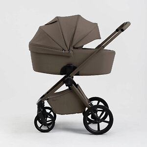 Глубокий регулируемый капор с влагозащитной пропиткой