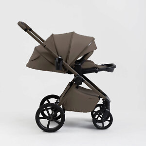 Отрегулировав спинку и подножку вы можете получить место для отдыха или сна