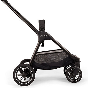 В комплекте идут адаптеры с типом крепления Maxi-Cosi для установки автолюльки