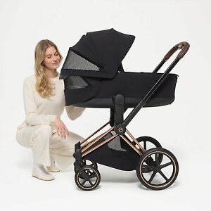 Люлька Cybex Fold Lux идеально подходит для использования круглый год