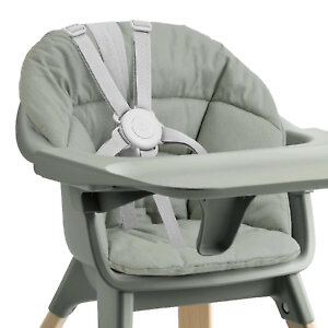 Подушка идеально подходит на сиденье стульчика Stokke Clikk