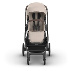 Коляска UPPAbaby Cruz V3 предоставляет вместительное сиденье с высокой посадкой